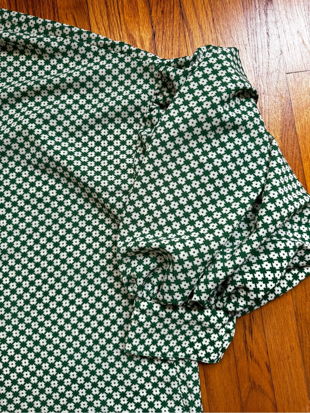 First Love Oversized Green Patterned Button-Up Shirt - Picture 5 of 9